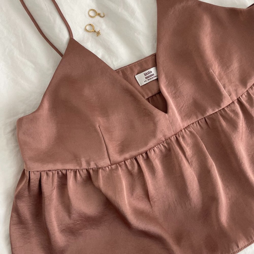 Artizia Satin V-neck camisole (Lover Camisole)